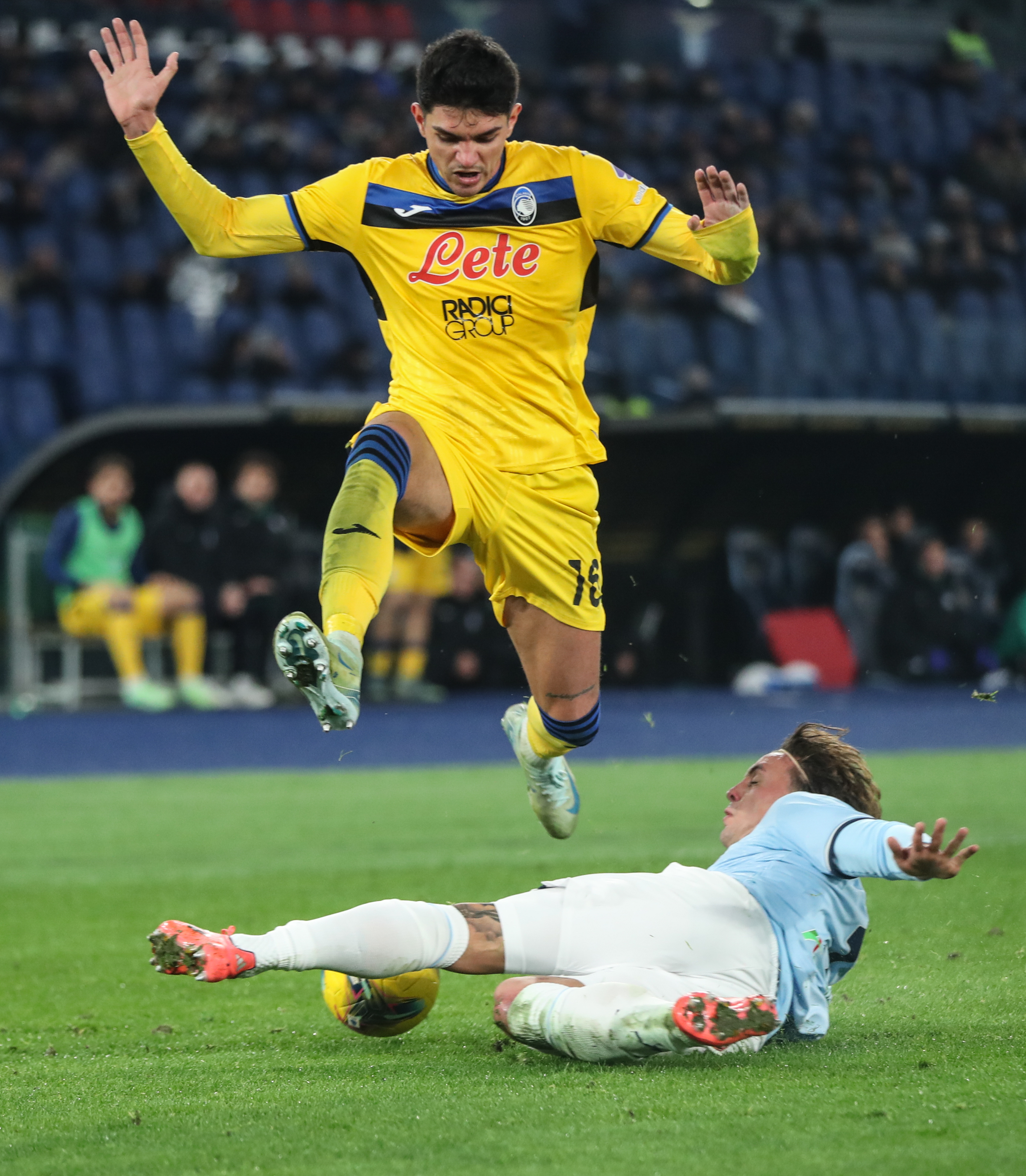 爱游戏登陆入口关于今晨亚特兰大备战意甲，主帅复盘细节曝光，气氛紧张，细节决定成败的信息